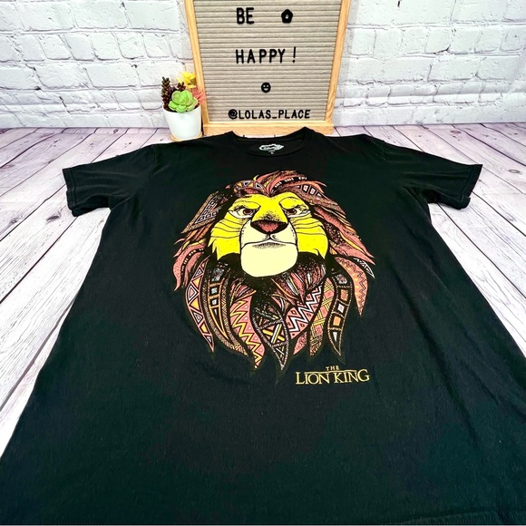 Disney Other - DISNEY Lion King Short Sleeve Tee